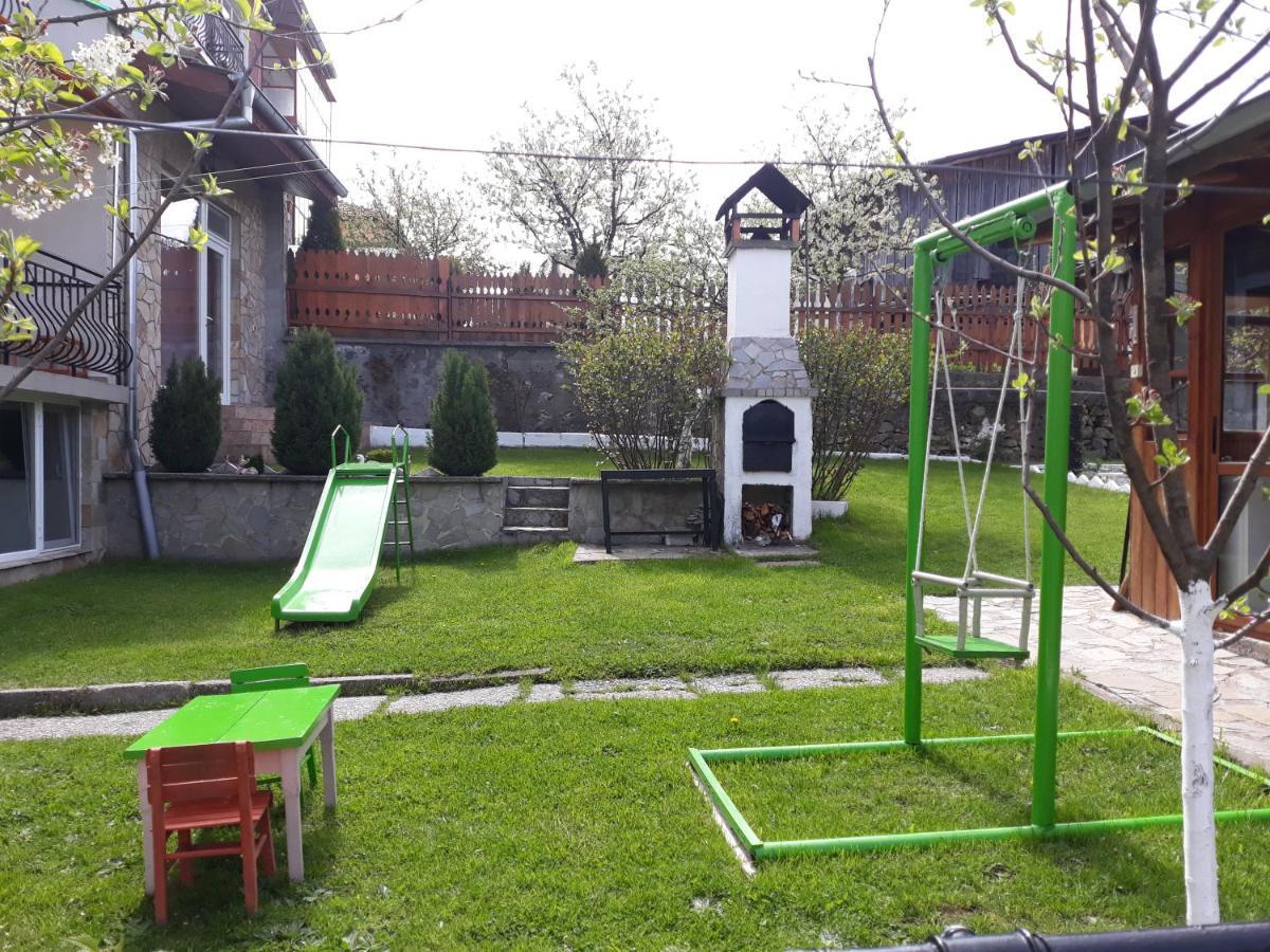 Вила Багрянови Dospat Exteriör bild